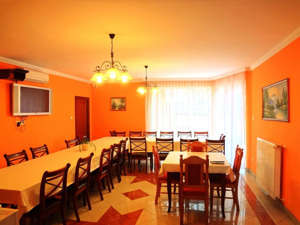 Horvath Vendeghaz Hotel โอโรชาซา ภายนอก รูปภาพ